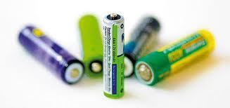 Entsorgungshinweise zu Altbatterien und Akkus